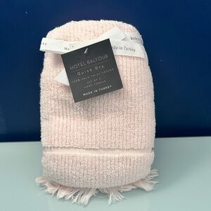 NWT Hotel Balfour Pink Hand Towels